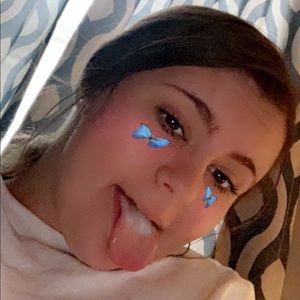 Meet your Posher, Whitney